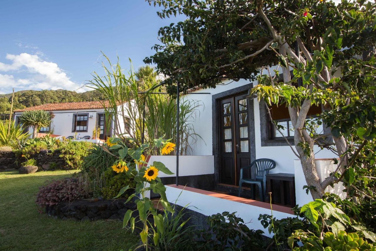 Jardim do Triângulo - Alojamento local Manadas Extérieur photo